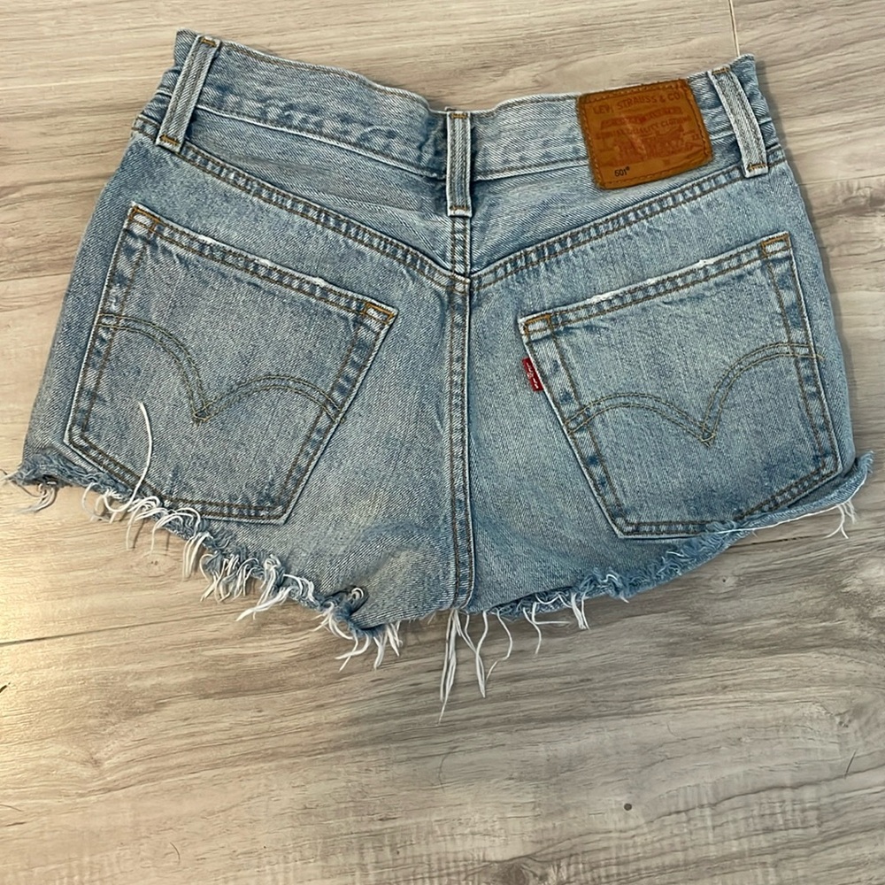 501 short